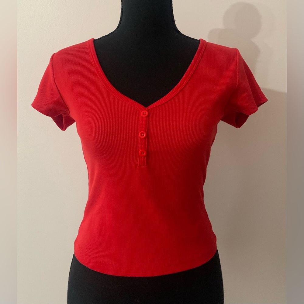 Rue21 Red Fitted Crop T-Shirt